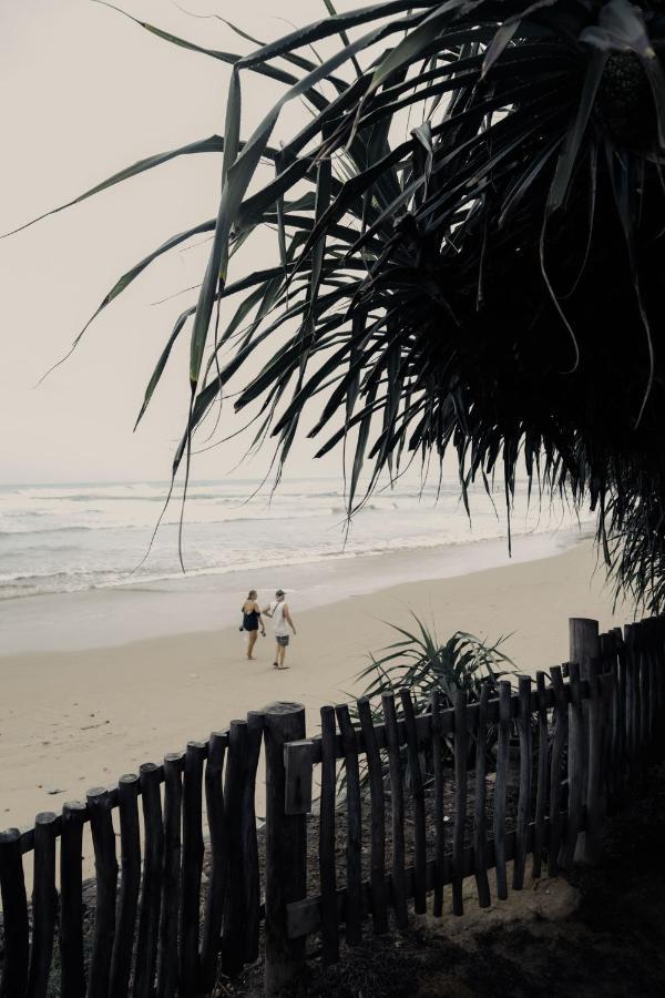New- Gitano Surf Beachfront Ahangama Hotel Exterior foto